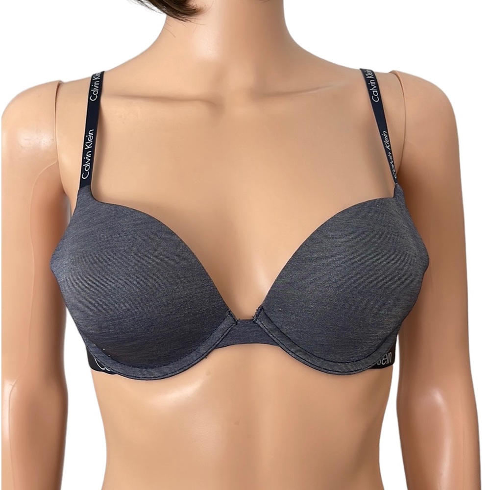 NWOT Calvin Klein Gray Smooth Cups Logo Bra